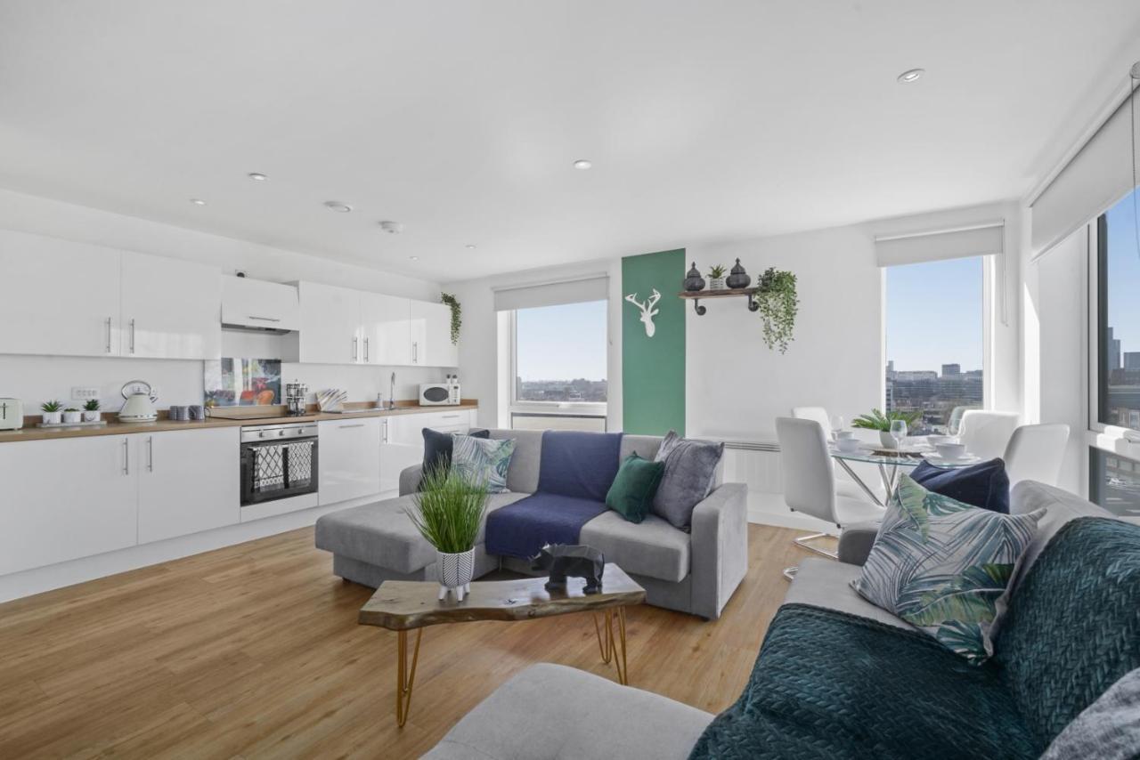 Stunning City Centre Penthouse - Sleeps 10 - Parking Manchester Eksteriør bilde