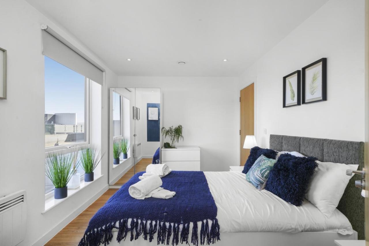 Stunning City Centre Penthouse - Sleeps 10 - Parking Manchester Eksteriør bilde