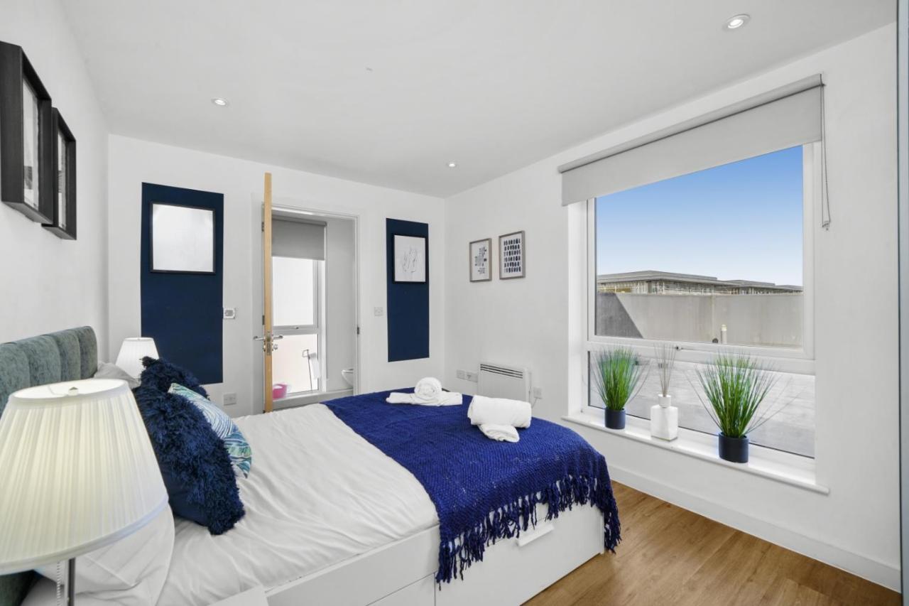 Stunning City Centre Penthouse - Sleeps 10 - Parking Manchester Eksteriør bilde
